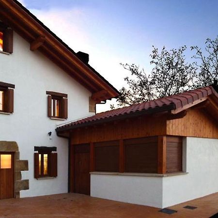 Apartamentos Lusarbe Оріо Екстер'єр фото